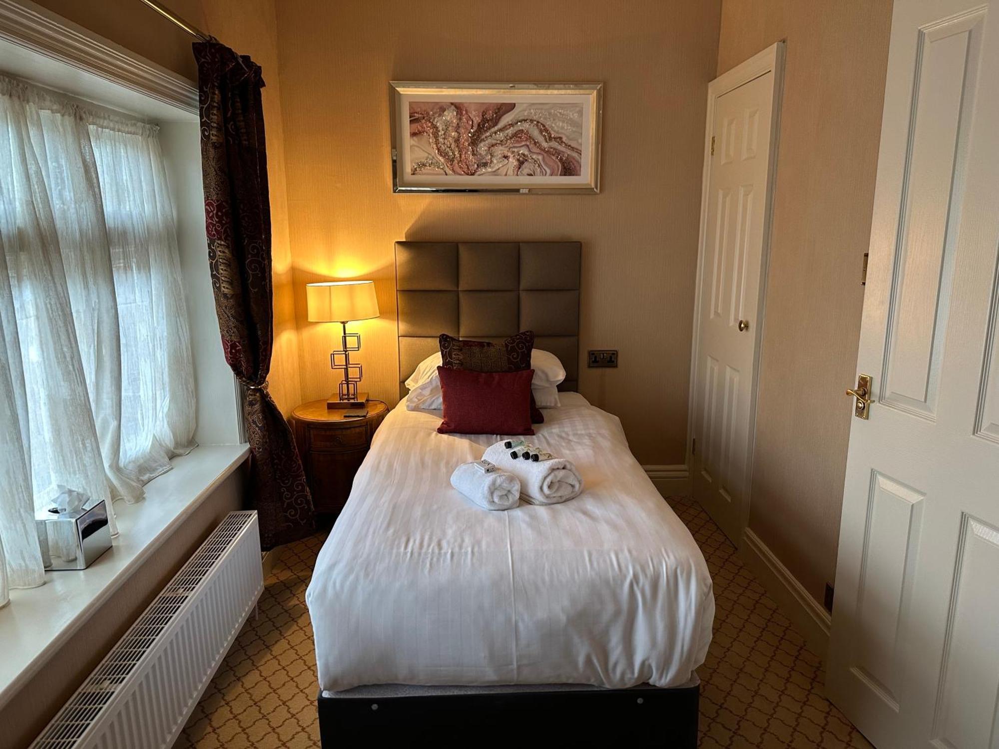 Hotel The Court Chester