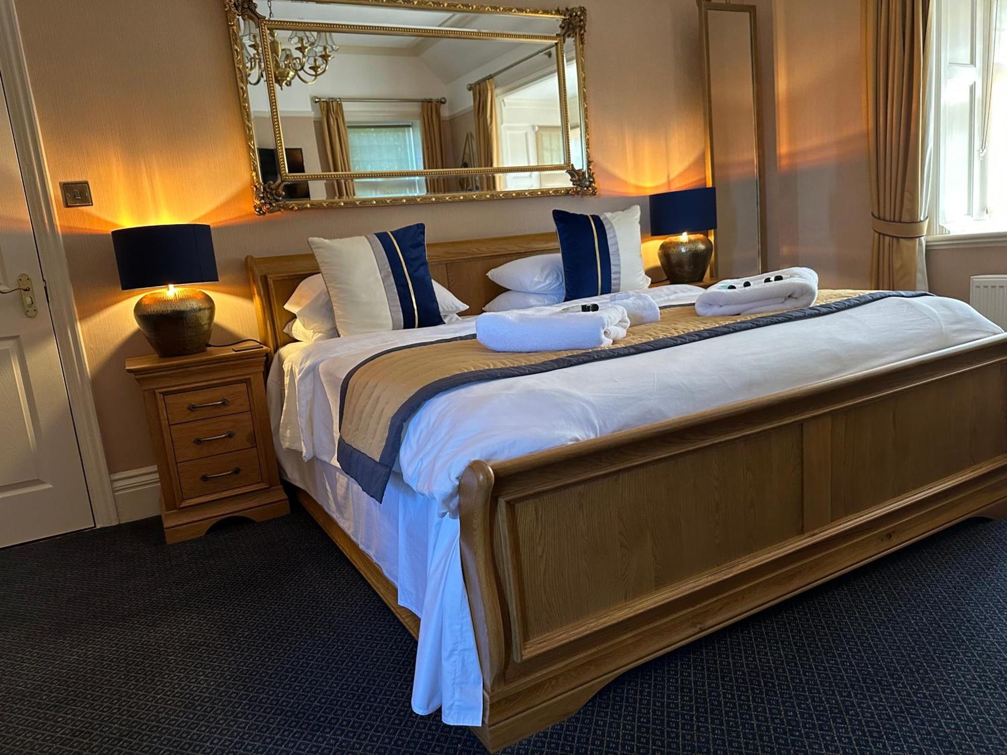 Hotel The Court