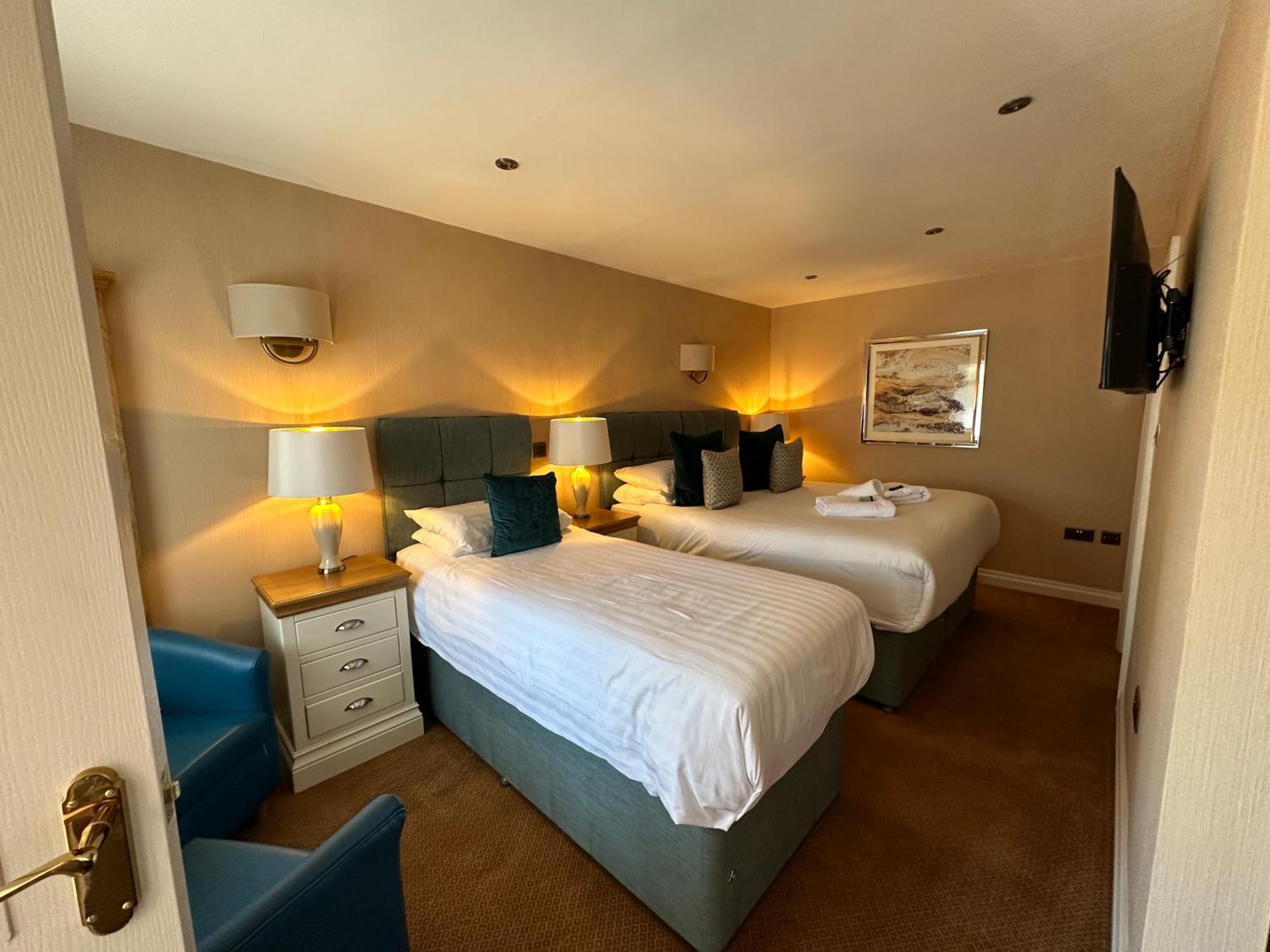 Hotel The Court